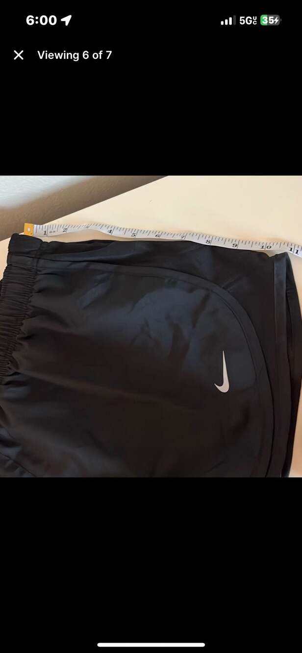 Nike - Picture 6 of 7